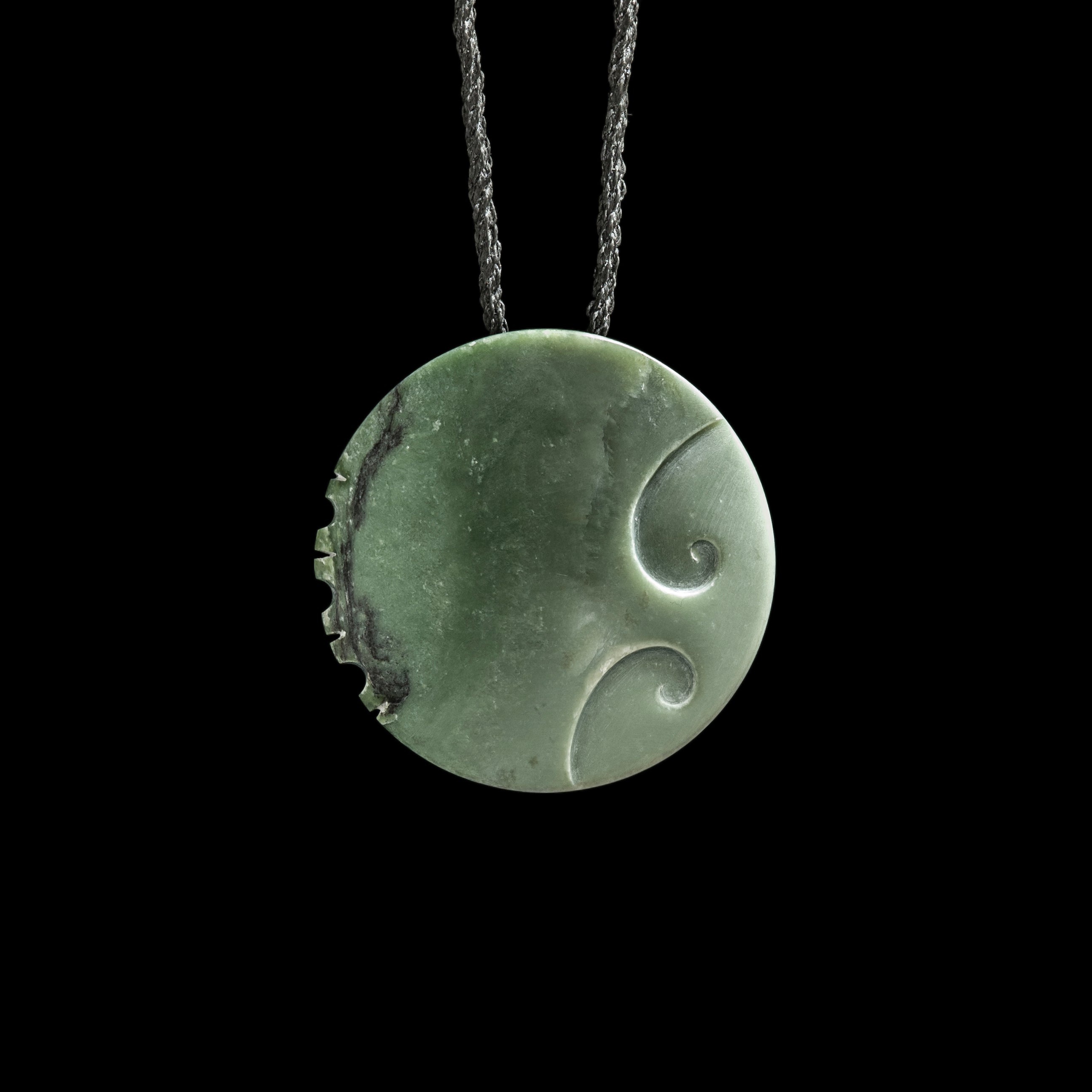 Jade disc pendant with korus by Madelyne Gourdin-0