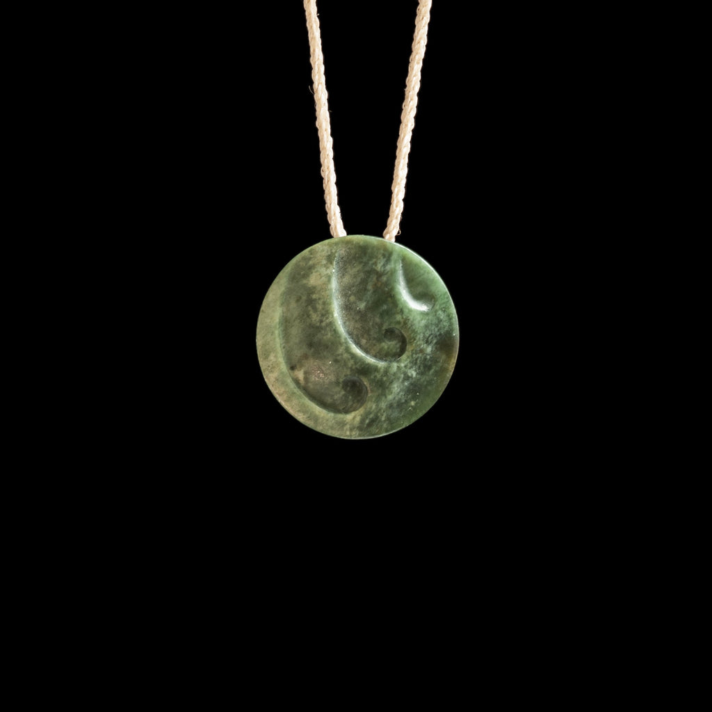 Jade disc pendant with korus by Madelyne Gourdin-0