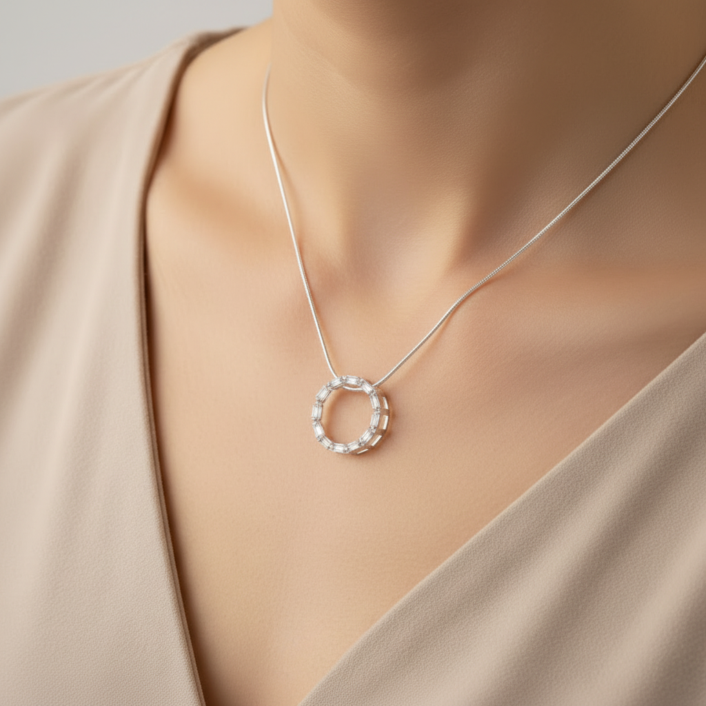 Baguette Pendant | Crafted Canvaas