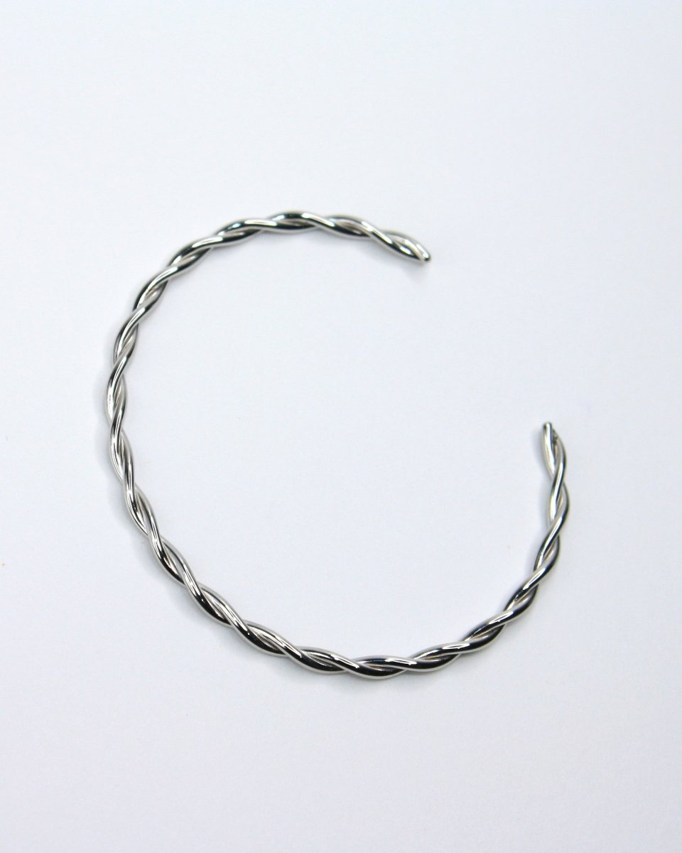 Brazalete Cora Plateada - Crafted Canvaas