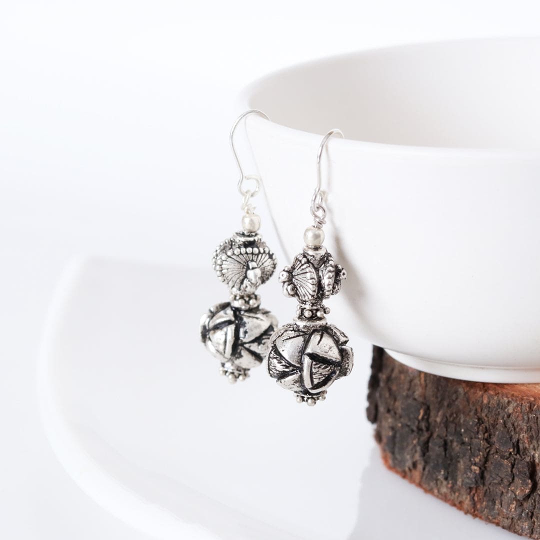 Carved Ball Peacock Hooks - Crafted Canvaas