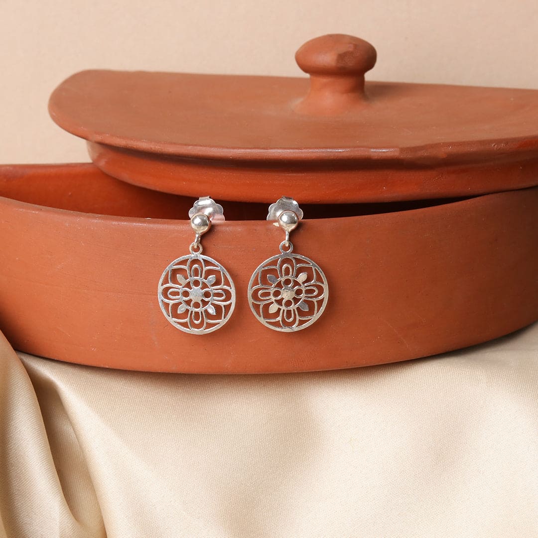 EARRINGS - Crafted Canvaas