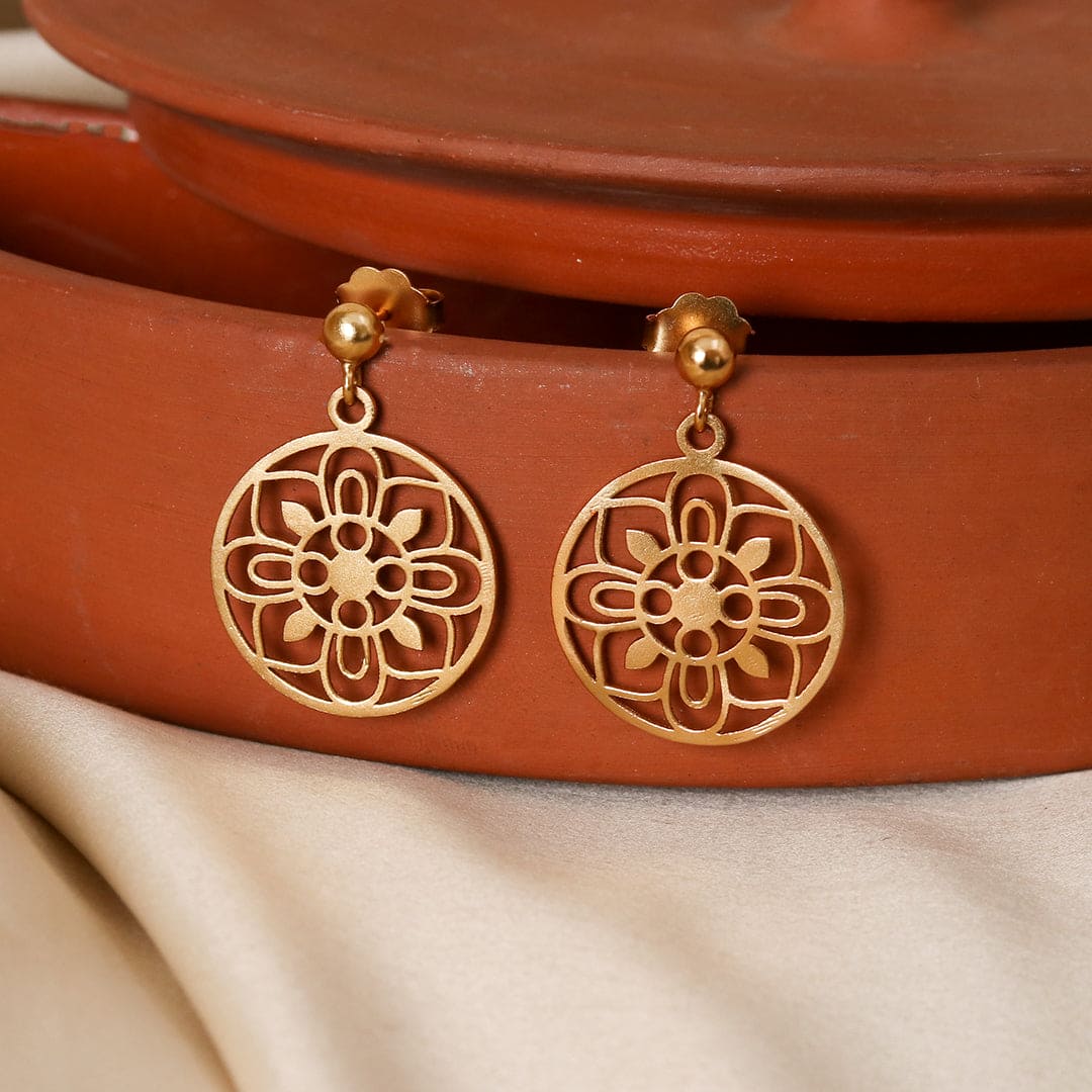 EARRINGS - Crafted Canvaas