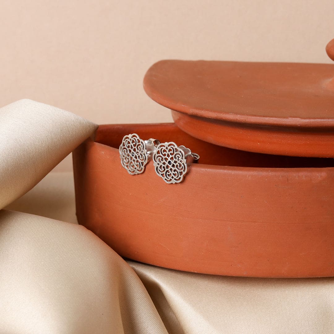 EARRINGS - Crafted Canvaas