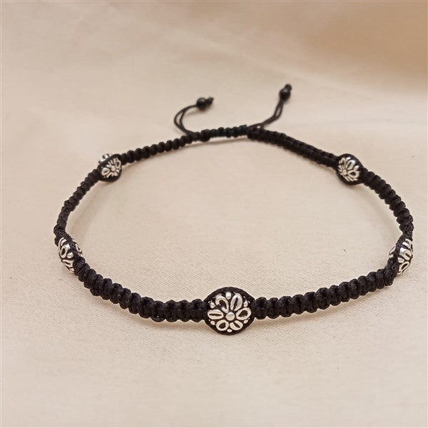 Flower Thread Work Anklet - Crafted Canvaas
