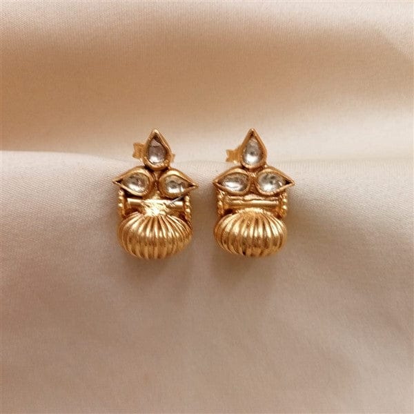 Kundan Leaf Studds - Crafted Canvaas