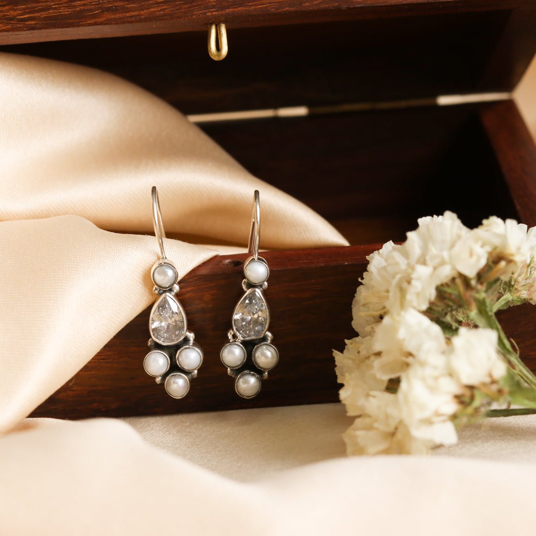 Kundan - Pearl Hook Earrings - Crafted Canvaas