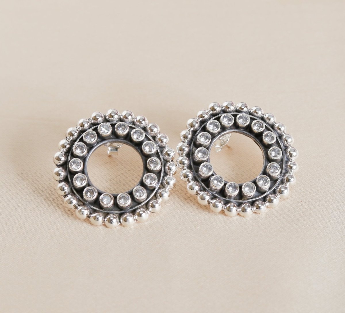 Round Zircon Studds - Crafted Canvaas