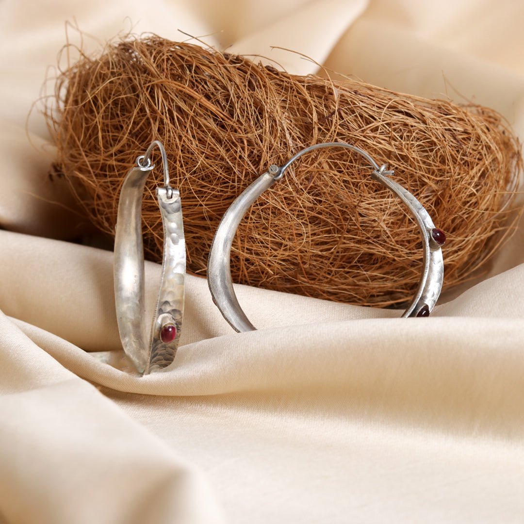 Silver earring - Crafted Canvaas