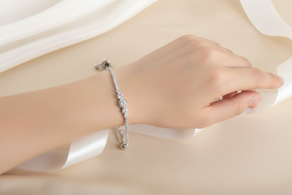 Silver Elegant Bracelet | Crafted Canvaas
