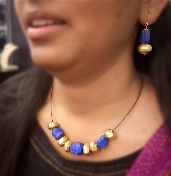 Single Lightweight Chain With Hanging Earrings - Crafted Canvaas