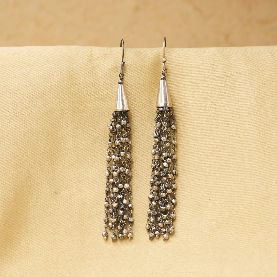 Tassel Bunch Earrings - Crafted Canvaas