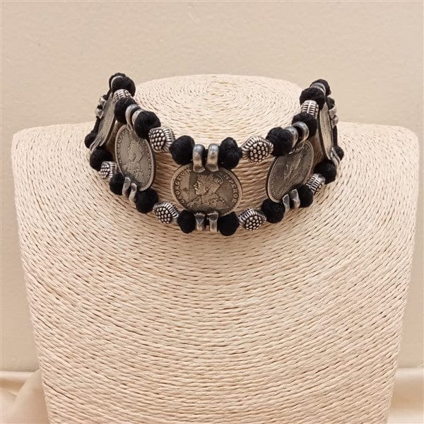 Vintage Choker - Crafted Canvaas